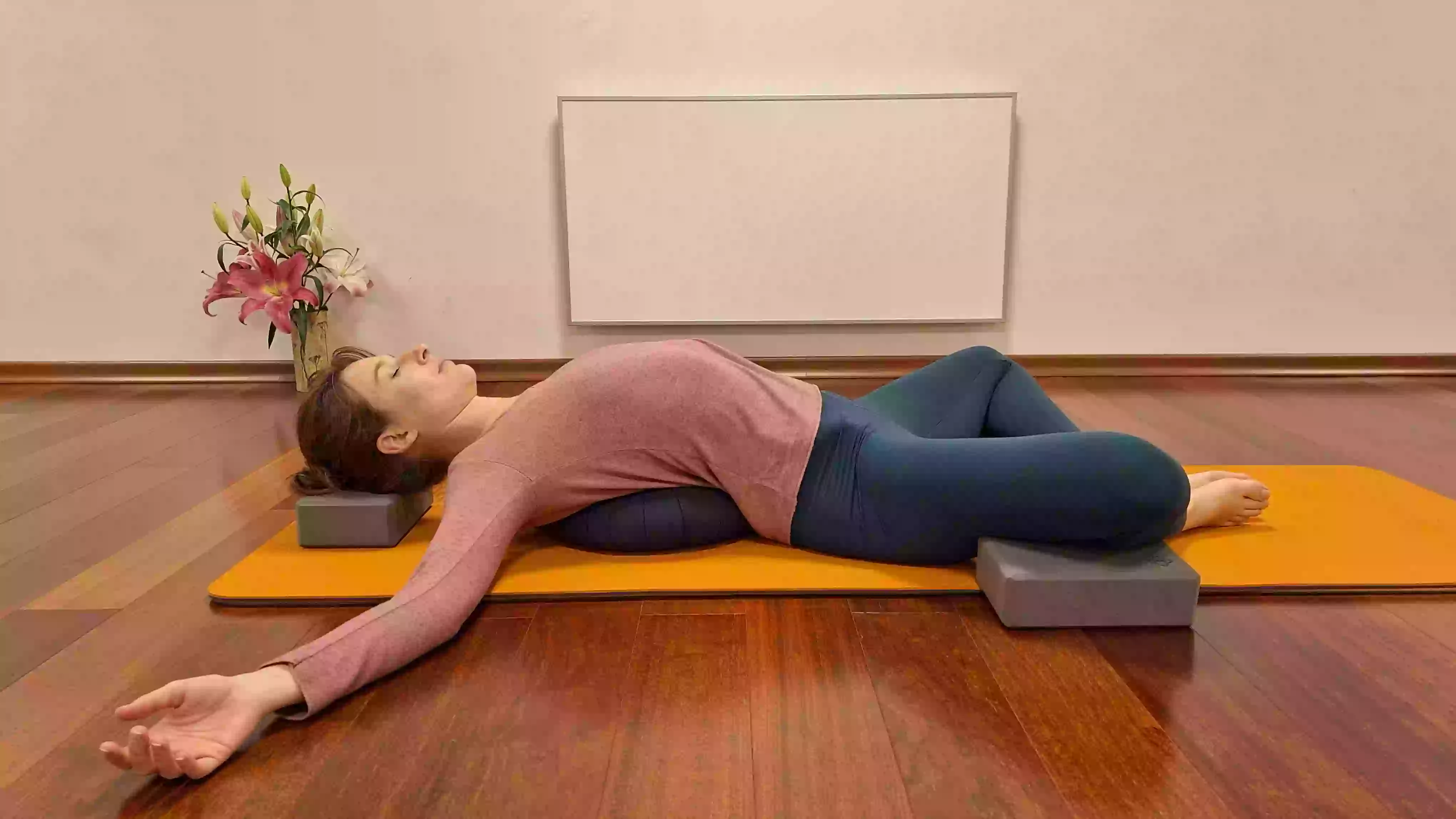 Photo de Margot posture matsyendra